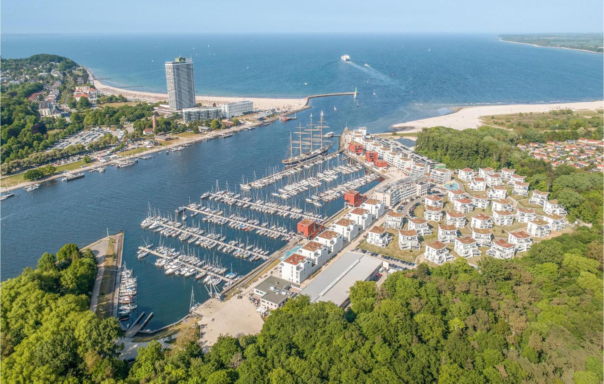 Lovely Apartment In Luebeck Travemuende With Sauna エクステリア 写真